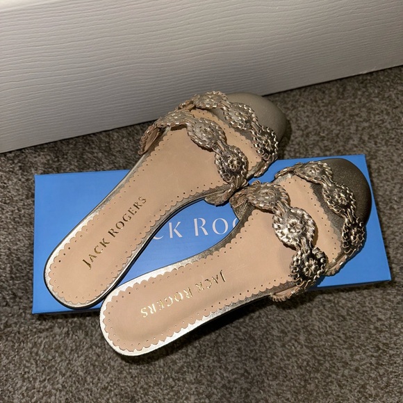 Jack Rodgers Mini Lauren Slide Platinum size 8 - Picture 5 of 6